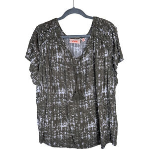 EVRI Womens Blouse, Olive/Cream, V-Neck Short Sleeve, Ruched Shoulders, Size 2X